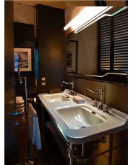 Lavabo 150 x 55 doppia vasca sospeso monoforo (Tre fori su richiesta) completo di ghiera - Serie Waldorf